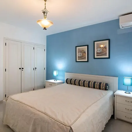 Апартаменты Nautilus Армасан-де-Пера